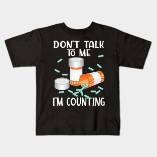 Pharmacy Technician Funny Counting Pills Phamacist Kids T-Shirt